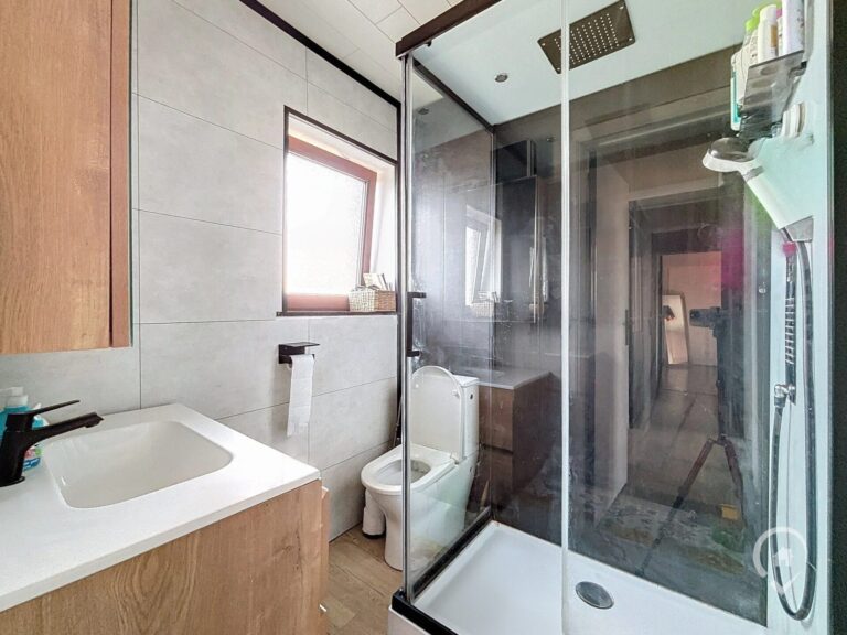 Condrogest - SOUS OPTION !!! Belle maison située à Erpent