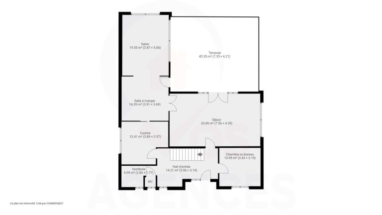 Condrogest - SOUS OPTION !!! Belle villa 4 façades à rénover à vendre à Ciney