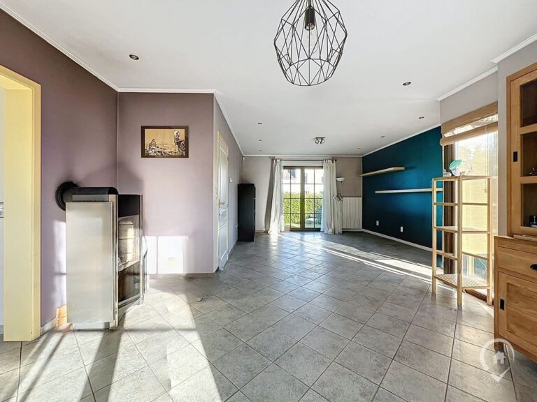 Condrogest - SOUS OPTION !!! Villa 4 chambres à vendre à Haversin