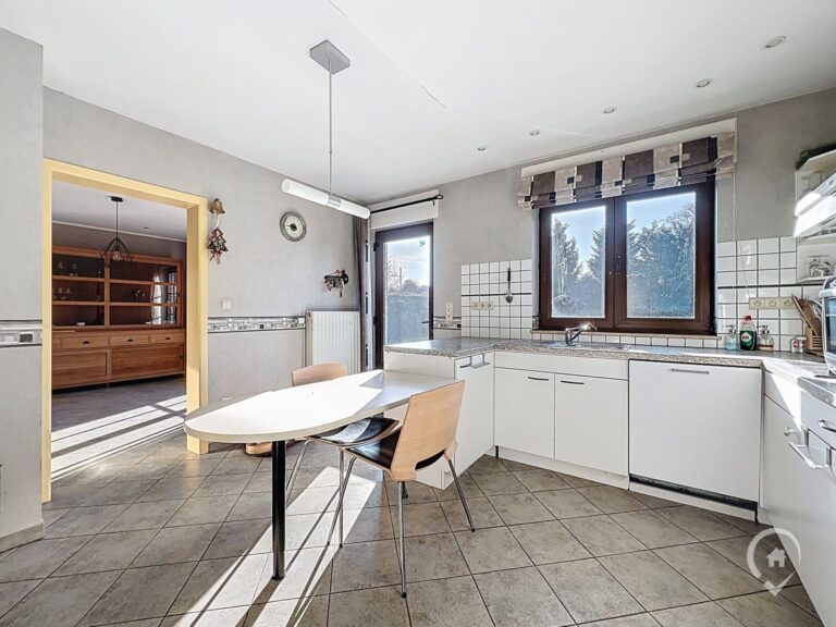 Condrogest - SOUS OPTION !!! Villa 4 chambres à vendre à Haversin