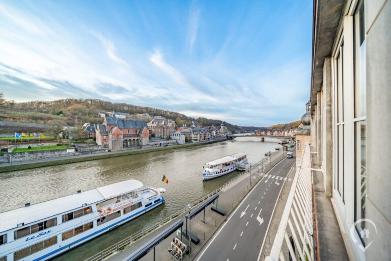 Condrogest - Appartement bord de Meuse 2 chambres à vendre à Dinant