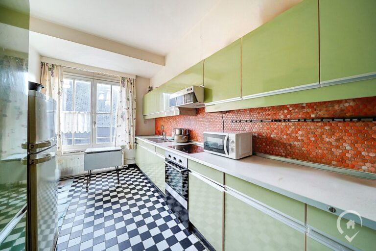 Condrogest - Appartement bord de Meuse 2 chambres à vendre à Dinant