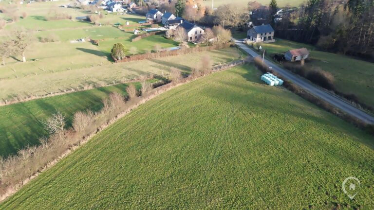 Condrogest - Superbe terrain de 2 hectares en zone agricole à Ménil-Favay