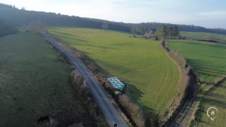 Condrogest - Superbe terrain de 2 hectares en zone agricole à Ménil-Favay