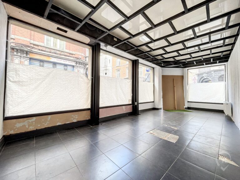 Condrogest - Immeuble de rapport de 4 unités à vendre à Dinant