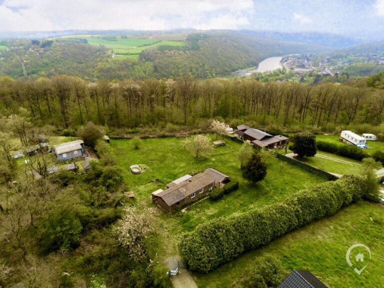 Condrogest - Chalet à rénover sur une parcelle de 32 ares à vendre