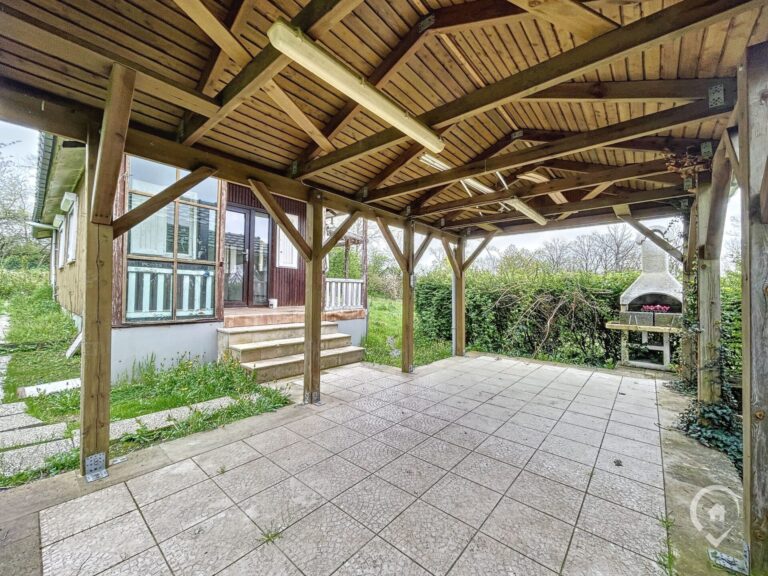 Condrogest - Chalet à rénover sur une parcelle de 32 ares à vendre