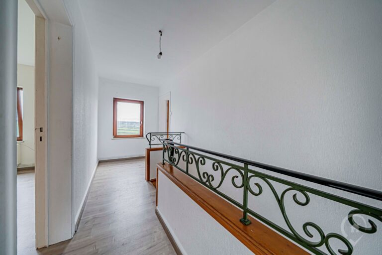 Condrogest - SOUS OPTION !!! Maison 4 chambres avec garage à vendre à Aisemont