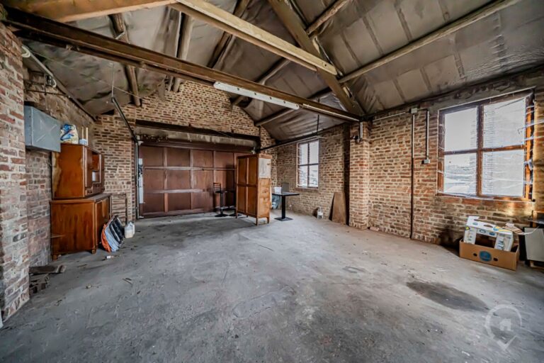 Condrogest - SOUS OPTION !!! Maison 4 chambres avec garage à vendre à Aisemont