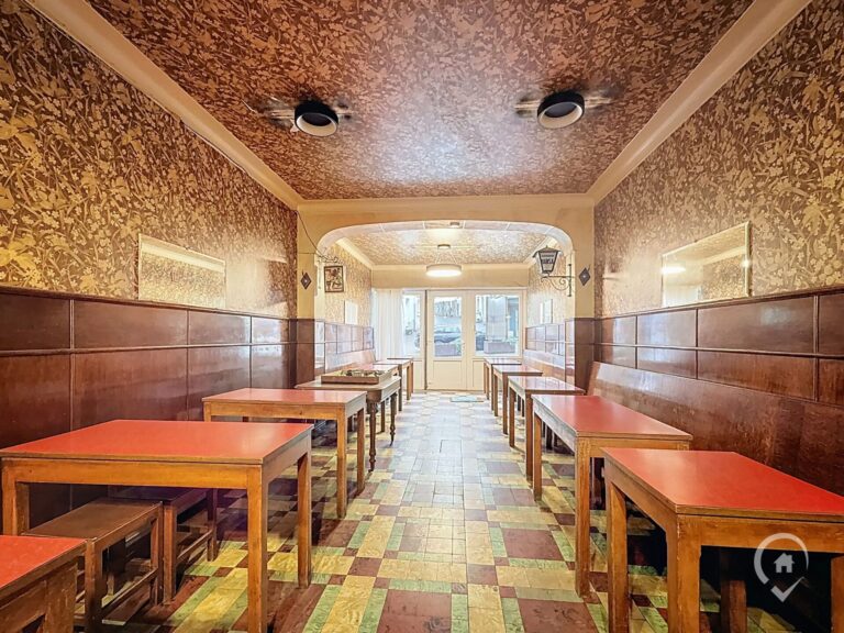 Condrogest - SOUS OPTION !!! Immeuble mixte à rénover