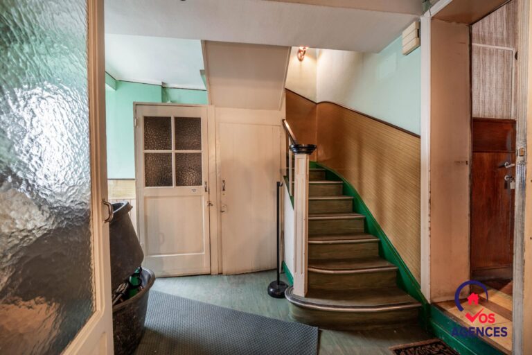 Condrogest - SOUS OPTION !!! Immeuble mixte à rénover