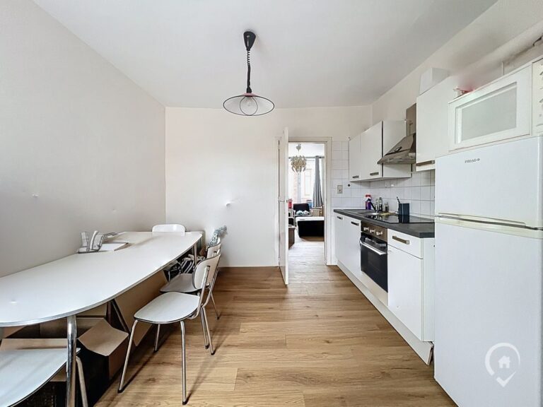 Condrogest - Immeuble de rapport à vendre au centre de Ciney