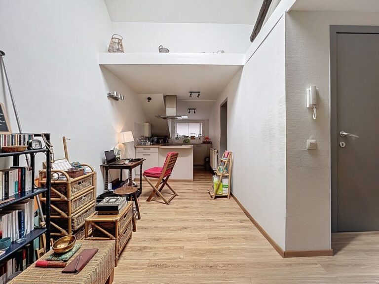 Condrogest - Immeuble de rapport à vendre au centre de Ciney