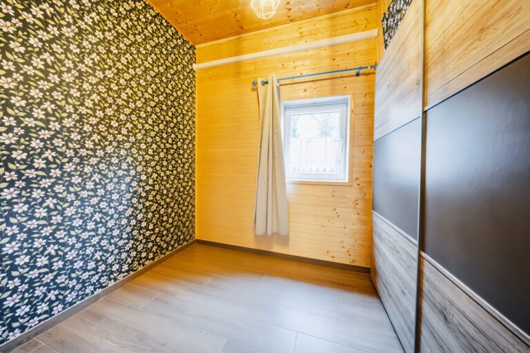 Condrogest - Bungalow à vendre à Hastière