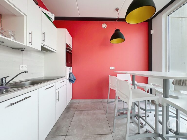 Condrogest - Bureau équipé à louer à Sorinnes - Dinant