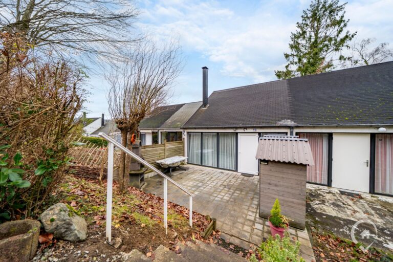 Condrogest - Bungalow 2 chambres à vendre à Hastière