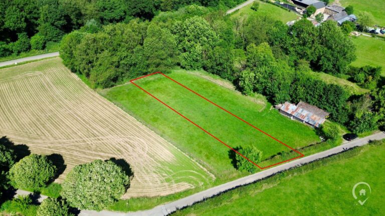 Condrogest - Terrain à bâtir de 21 ares à vendre à Durnal