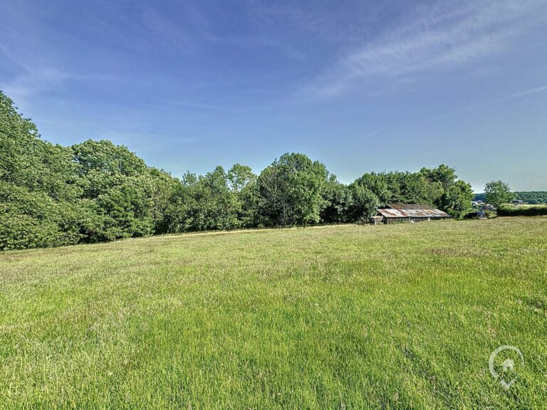 Condrogest - Terrain à bâtir de 21 ares à vendre à Durnal