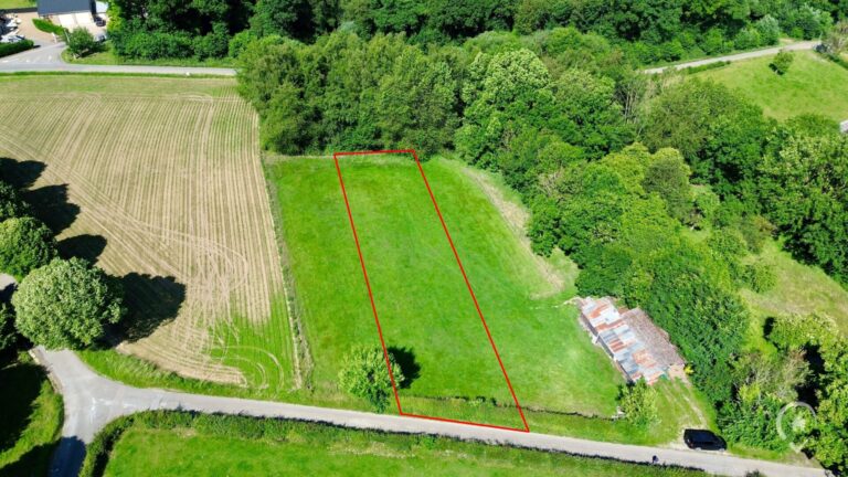 Condrogest - Terrain à bâtir de 21 ares à vendre à Durnal