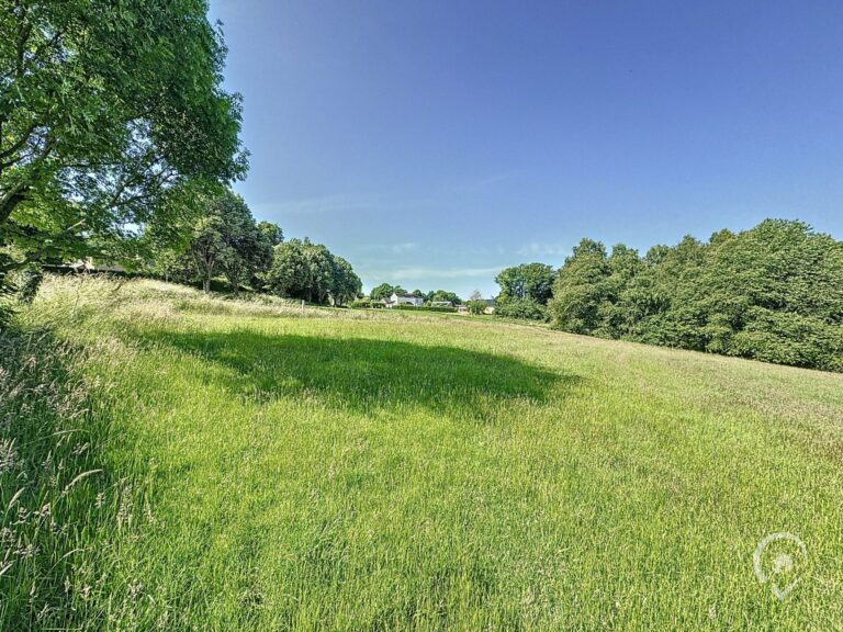 Condrogest - Terrain à bâtir de 21 ares à vendre à Durnal