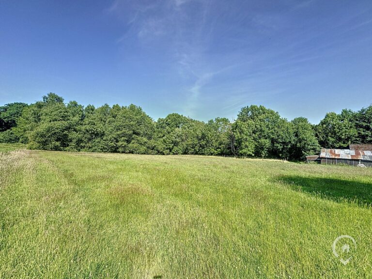 Condrogest - Terrain à bâtir de 21 ares à vendre à Durnal