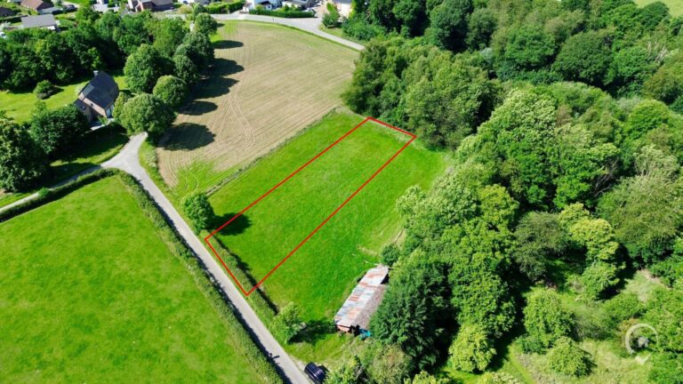 Condrogest - Terrain à bâtir de 21 ares à vendre à Durnal