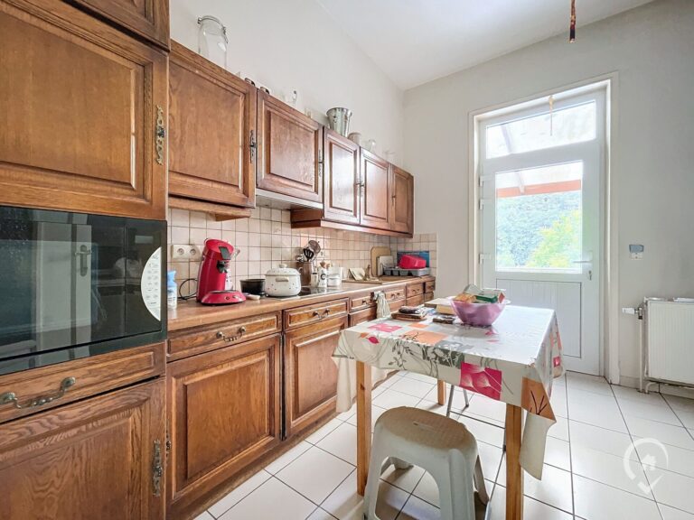 Condrogest - Villa de 240m² habitables en bord de Meuse à Hastière