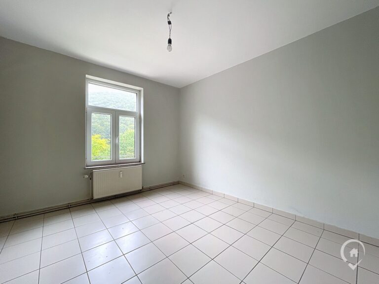 Condrogest - Villa de 240m² habitables en bord de Meuse à Hastière