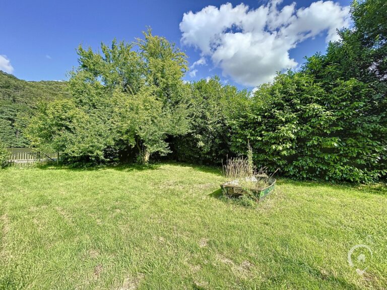 Condrogest - Villa de 240m² habitables en bord de Meuse à Hastière