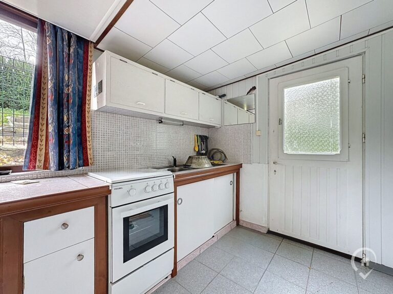 Condrogest - Caravane résidentielle à vendre à Hastière