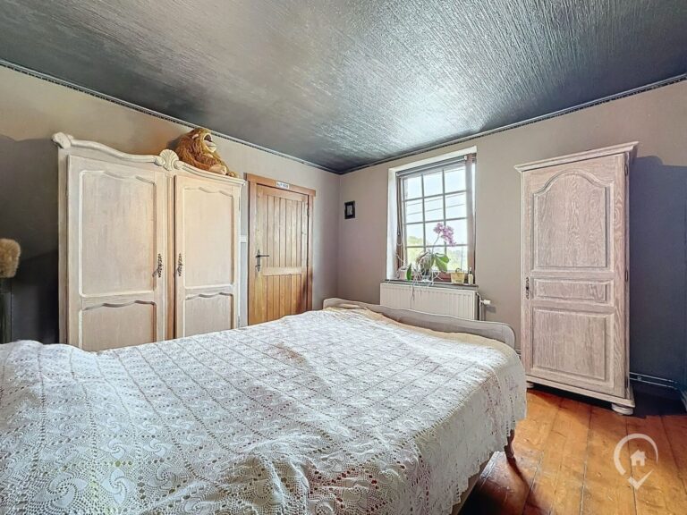 Condrogest - SOUS OPTION !!! Superbe maison avec magnifique jardin à vendre à Deulin