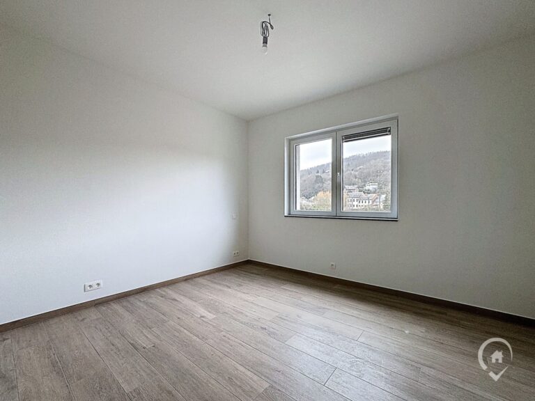 Condrogest - Appartement 3 chambres à vendre à Yvoir