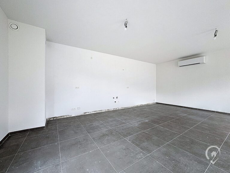 Condrogest - Appartement 3 chambres à vendre à Yvoir