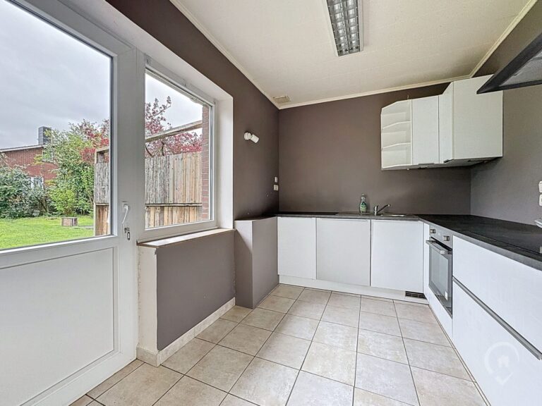 Condrogest - Villa de 200m² habitables 4 chambres à vendre à Dinant