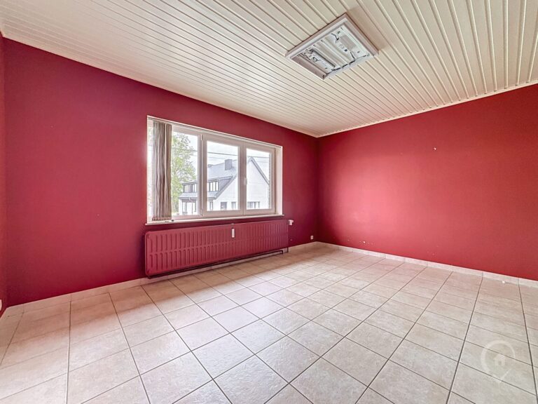 Condrogest - Villa de 200m² habitables 4 chambres à vendre à Dinant