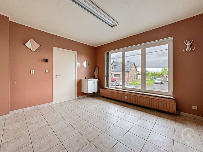 Condrogest - Villa de 200m² habitables 4 chambres à vendre à Dinant