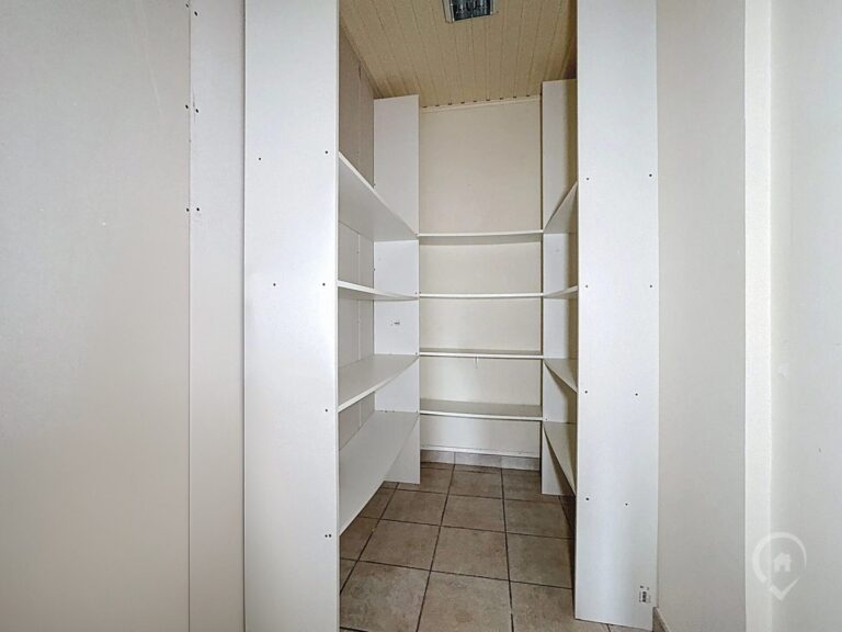 Condrogest - Villa de 200m² habitables 4 chambres à vendre à Dinant