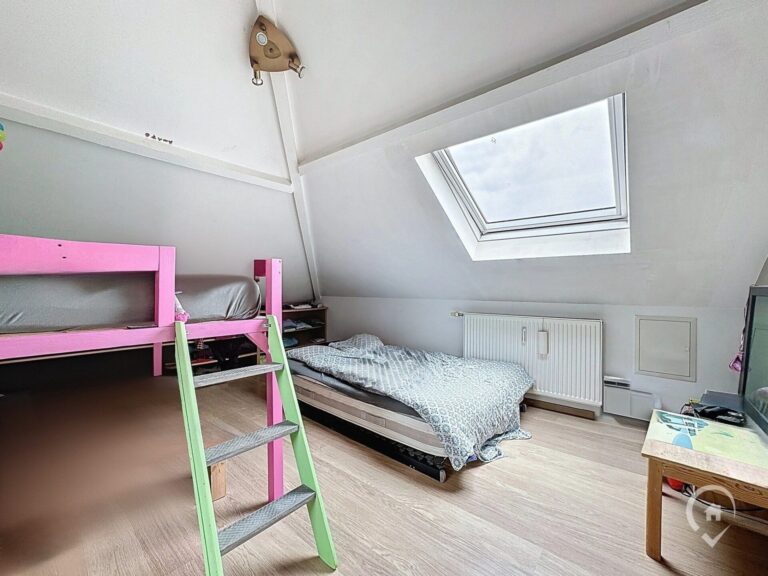 Condrogest - Villa de 200m² habitables 4 chambres à vendre à Dinant