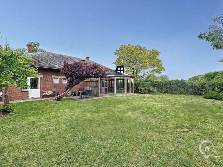 Condrogest - Villa de 200m² habitables 4 chambres à vendre à Dinant