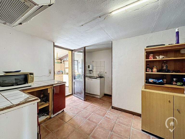 Condrogest - Authentique maison en pierres et colombages dans le village classé de Felenne