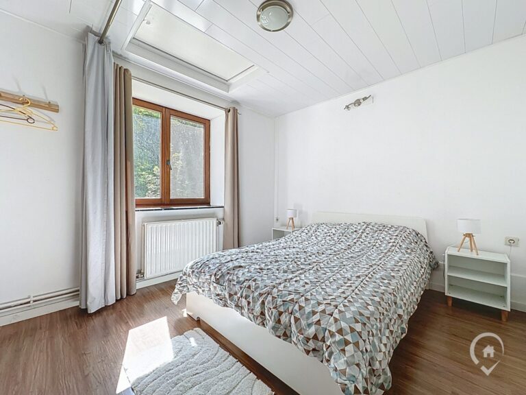 Condrogest - Magnifique maison en pierre 4 chambres à vendre - gîte