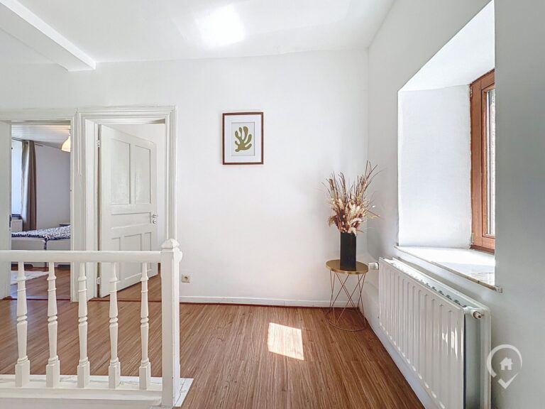 Condrogest - Magnifique maison en pierre 4 chambres à vendre - gîte