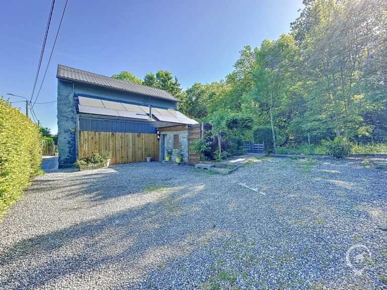 Condrogest - Magnifique maison en pierre 4 chambres à vendre - gîte