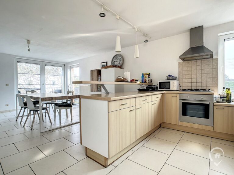 Condrogest - Duplex 3 chambres avec balcon