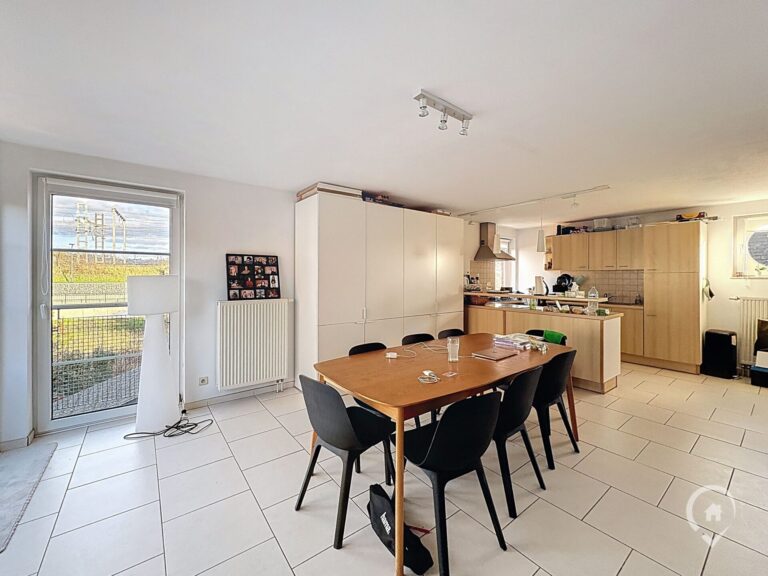 Condrogest - Duplex 3 chambres avec balcon