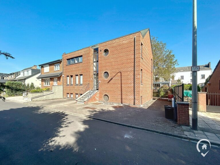 Condrogest - Duplex 3 chambres avec balcon