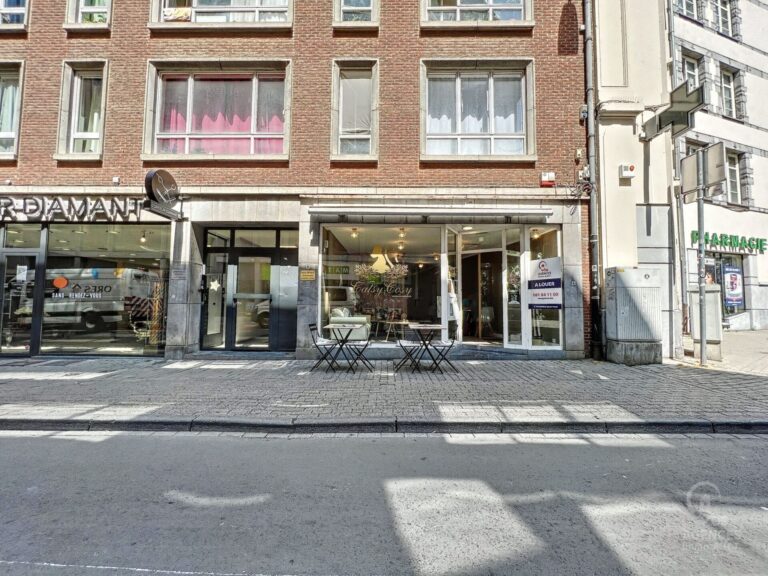 Condrogest - Belle surface commerciale à louer dans le centre de Namur