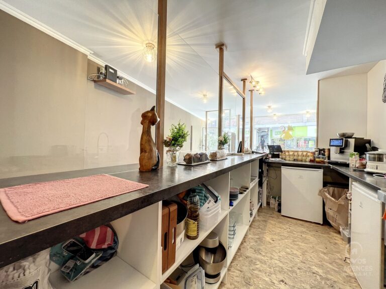 Condrogest - Belle surface commerciale à louer dans le centre de Namur