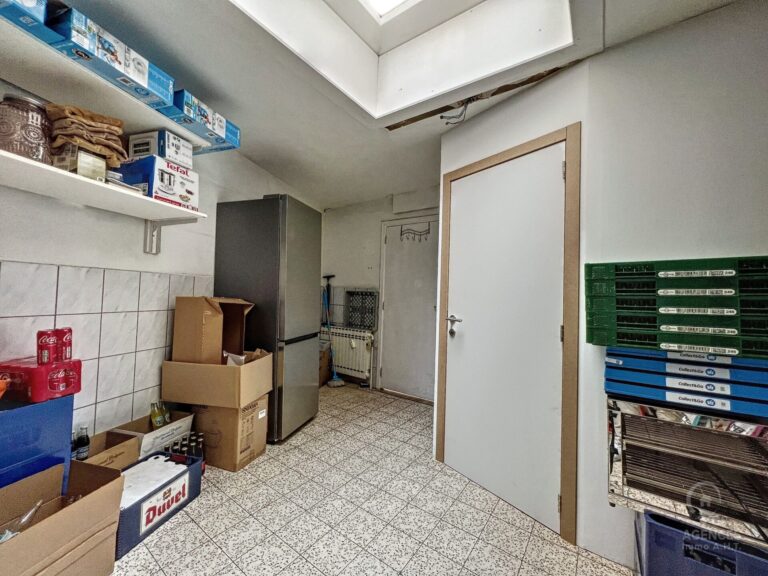 Condrogest - Belle surface commerciale à louer dans le centre de Namur