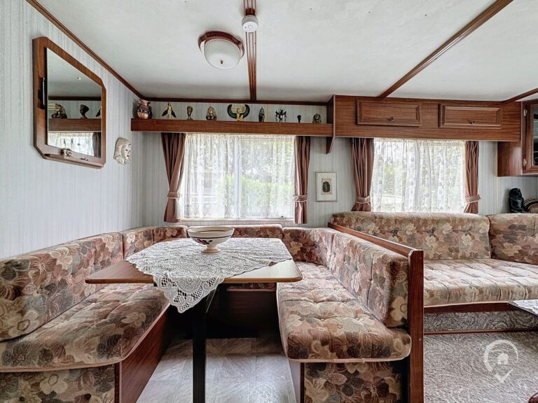 Condrogest - Caravane résidentielle 2 chambres à vendre à Hastière